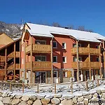 Vacanceole - Le Domaine De La Vallee D'ax