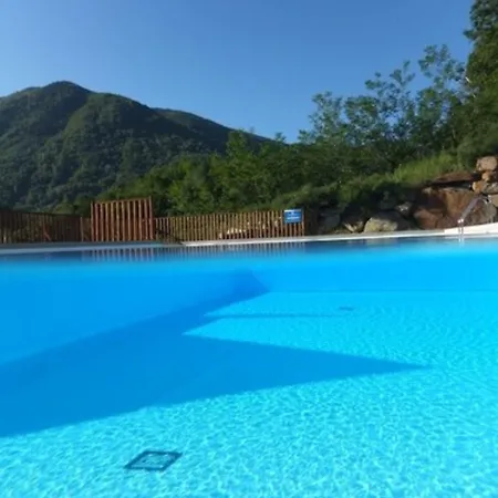 Domaine De La Vallée D'ax Apartahotel
