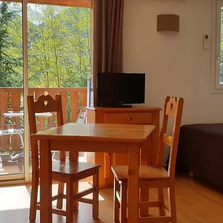 Vacanceole - Le Domaine De La Vallee D'ax Aparthotel 3*