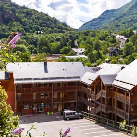 Vacanceole - Le Domaine De La Vallee D'ax Hotel apartamentowy Ax-les-Thermes