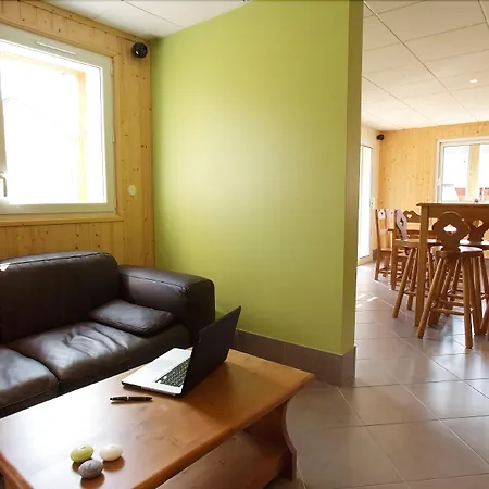 Aparthotel Vacanceole - Le Domaine De La Vallee D'ax 3*