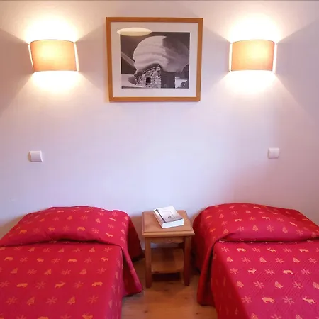 Hotel apartamentowy Vacanceole - Le Domaine De La Vallee D'ax Ax-les-Thermes