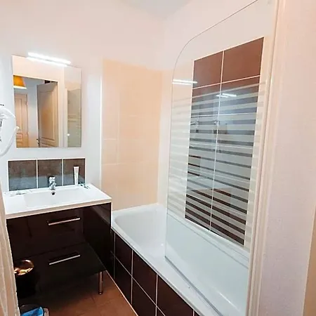 Domaine De La Vallée D'ax Apartahotel 3*