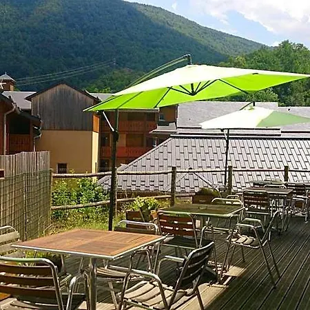 Domaine De La Vallée D'ax Apartahotel