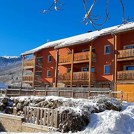 Domaine De La Vallée D'ax 3*